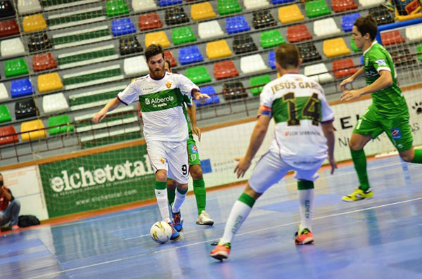 ELCHE SE ESTRENA EN PRIMERA A LO GRANDE